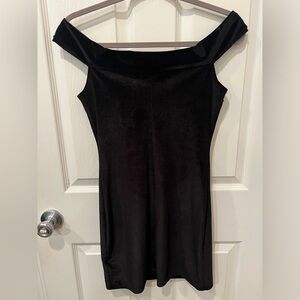 Urban Outfitters Off the Shoulder Black Velvet Bodycon Mini Dress